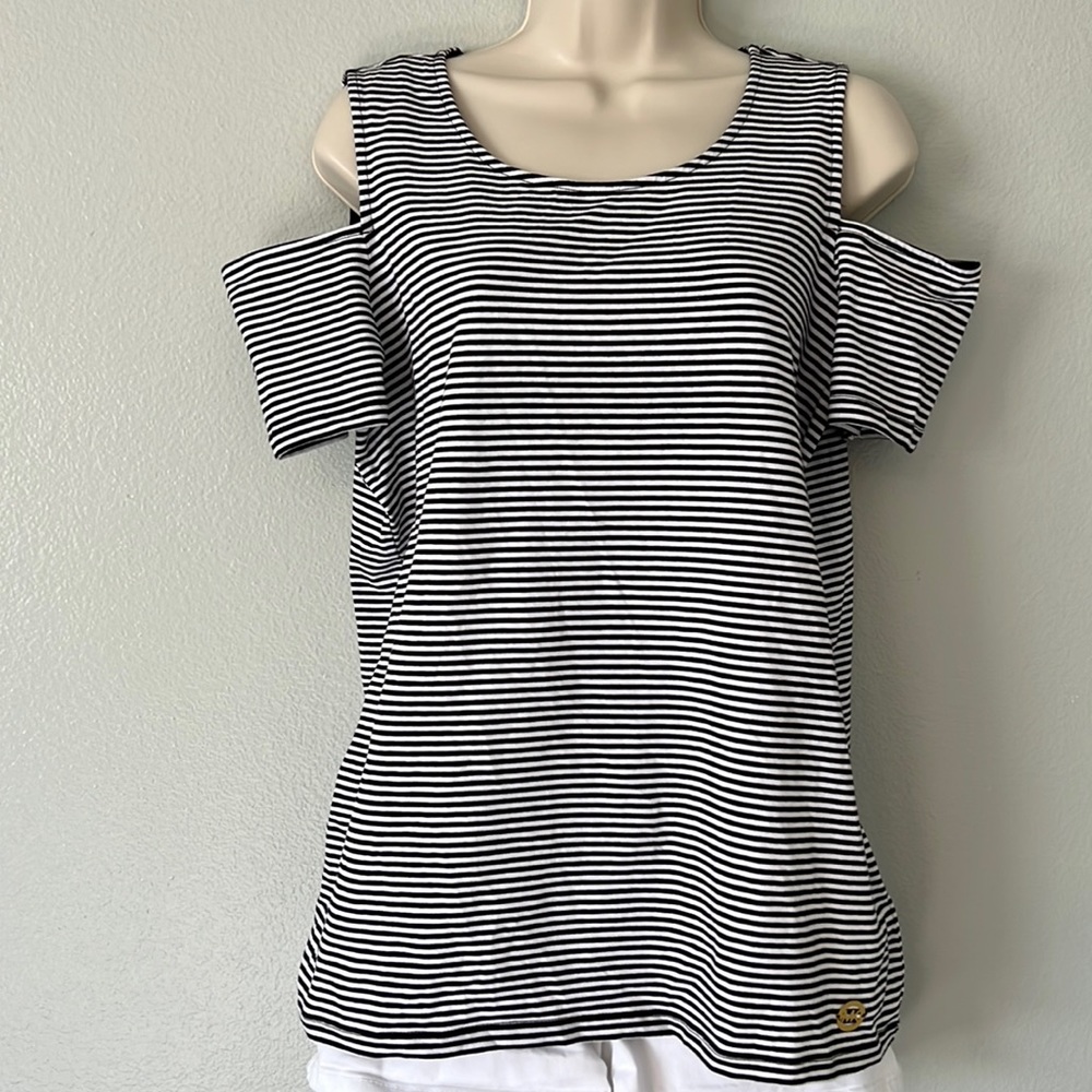 Michael Kors Size L - Never worn
